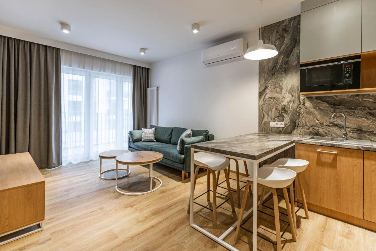 Cotton House Apartment Lodź Bagian luar foto