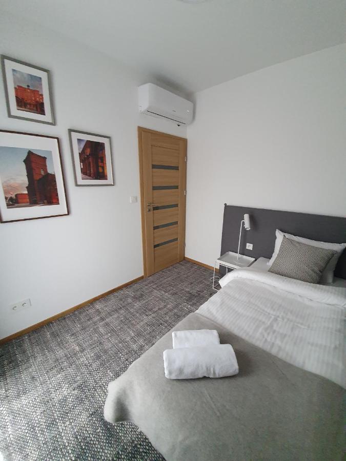 Cotton House Apartment Lodź Bagian luar foto